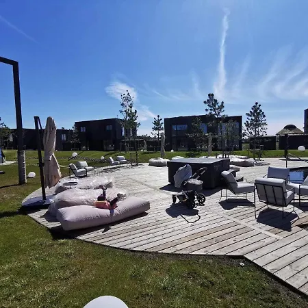 Apartment Utopia *