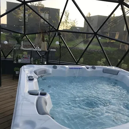 Utopia Apartment